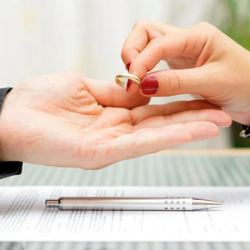 الــطــلاق